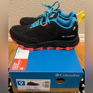 Columbia Sportswear Women’s Hatana Max OutDry Shoe - Size 9 wide
